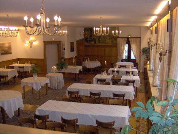 Hotel Restaurant A L'Etoile Мерквиллер-Пешельброн Экстерьер фото
